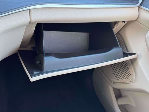 Used 2023 Jeep Grand Cherokee Limited image 29