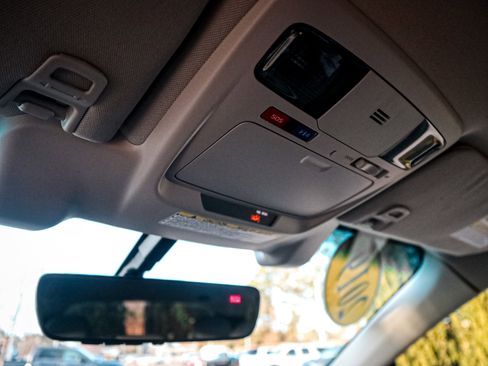 Used 2019 Subaru Outback 2.5i Premium image 26