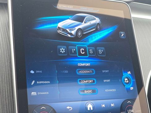 New 2026 Mercedes-Benz C 43 AMG 4MATIC Sedan image 33