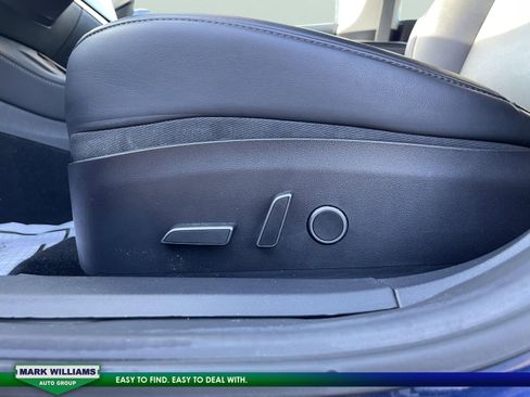 Used 2022 Tesla Model 3 Long Range image 10