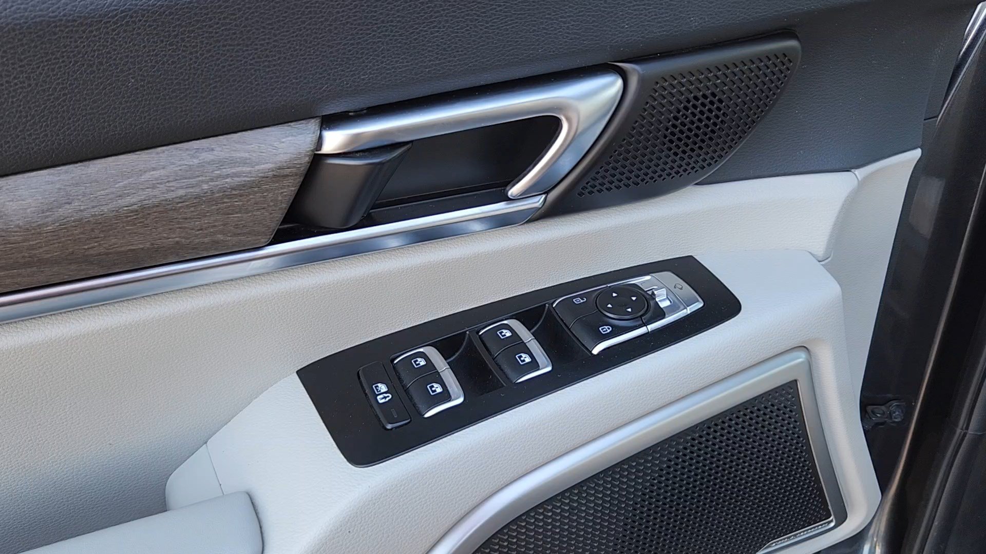 Used 2022 Kia Telluride EX AWD/4WD image 7