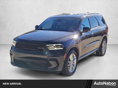 Used 2024 Dodge Durango GT image 1