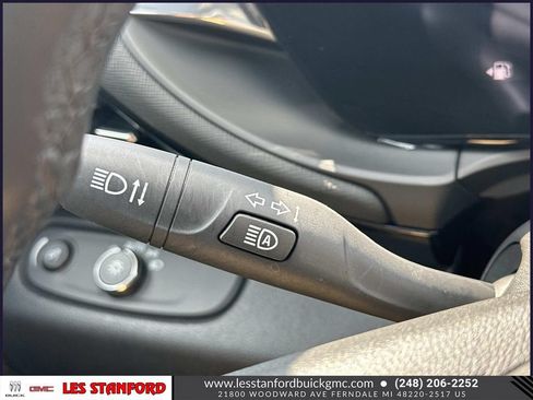 Certified 2025 Buick Envista Sport Touring FWD image 26
