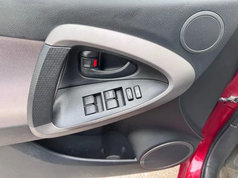 Used 2006 Toyota RAV4 2WD image 14