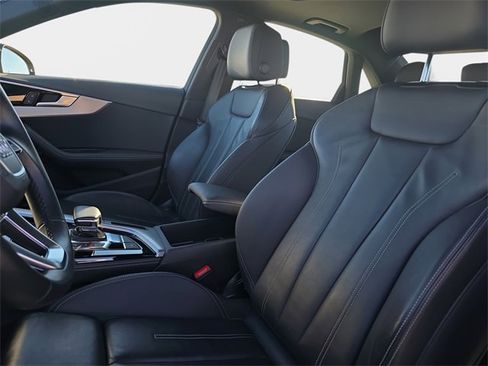 Used 2023 Audi A4 2.0T Premium Plus image 17