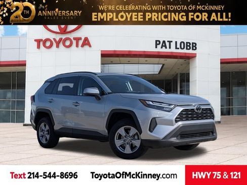 Used 2025 Toyota RAV4 XLE FWD image 1