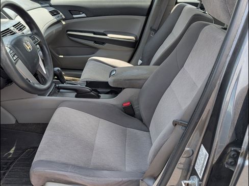 Used 2010 Honda Accord LX image 14