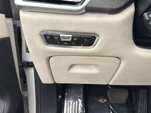 Used 2021 BMW X5 xDrive40i w/ Premium Package 2 image 23