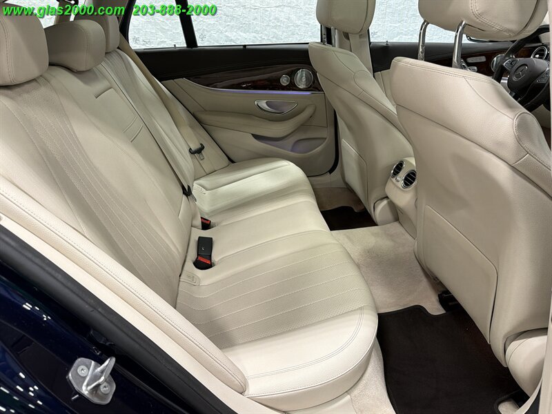 Used 2017 Mercedes-Benz E 400 4MATIC Wagon image 10