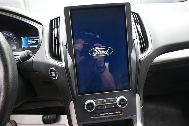 Used 2024 Ford Edge SEL AWD/4WD image 10