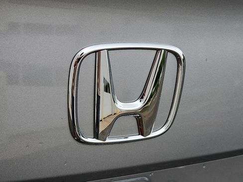 Used 2025 Honda Civic Sport image 28