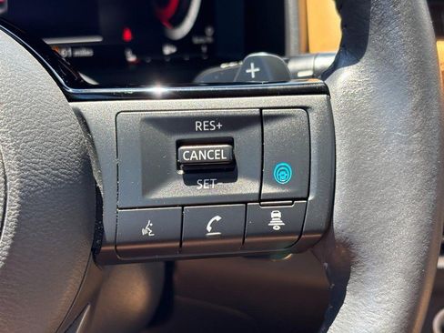 Used 2023 Nissan Rogue Platinum w/ Platinum Premium Package AWD/4WD image 18