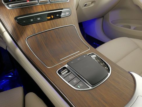 Used 2022 Mercedes-Benz GLC 300 4MATIC image 54