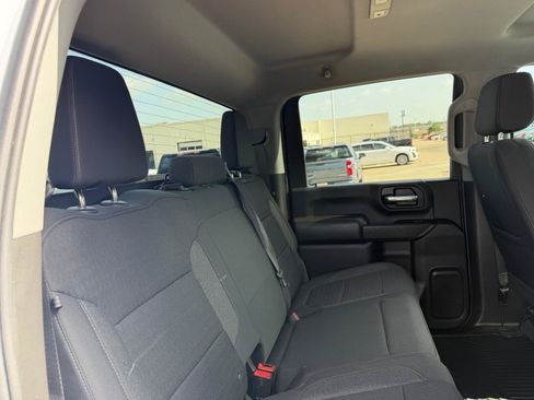 Used 2022 Chevrolet Silverado 2500 Custom w/ Custom Convenience Package AWD/4WD image 24