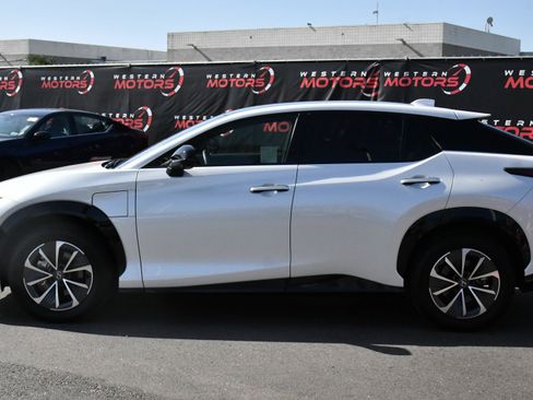 Used 2023 Lexus RZ 450e Premium w/ Accessory Package (Z1) AWD/4WD image 4