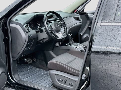 Used 2020 Nissan Rogue SV AWD/4WD image 14