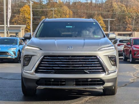 New 2026 Buick Enclave Preferred w/ Power Package image 2