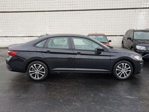 New 2026 Volkswagen Jetta Sport FWD image 2