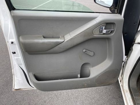 Used 2011 Nissan Frontier S w/ S Preferred Pkg RWD image 22