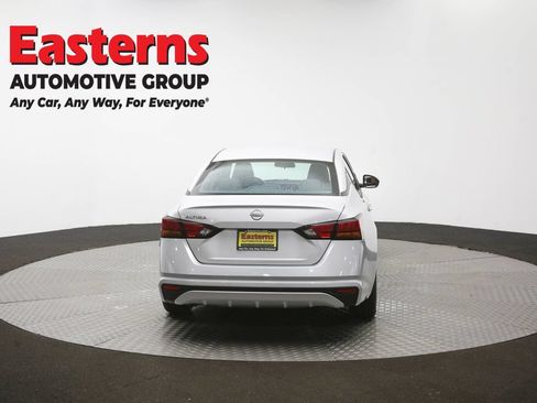 Used 2023 Nissan Altima 2.5 S FWD image 35