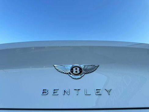 Used 2020 Bentley Continental GT AWD/4WD image 34