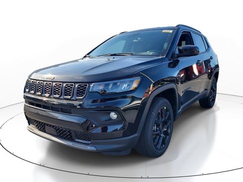 New 2026 Jeep Compass Latitude image 4
