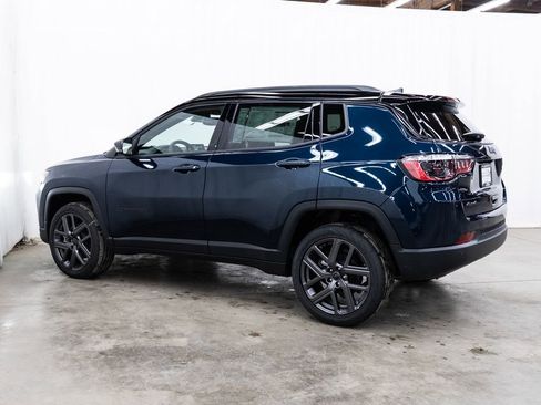 New 2026 Jeep Compass Limited image 4