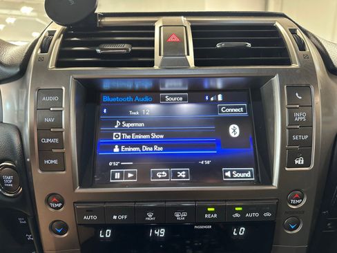 Used 2020 Lexus GX 460 Premium AWD/4WD image 28