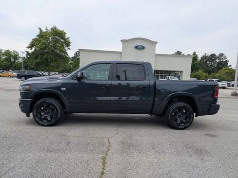 New 2026 RAM 1500 4x4 Crew Cab image 6