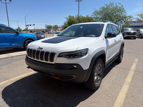 Used 2022 Jeep Cherokee Trailhawk w/ Sun, Sound & Nav Group AWD/4WD image 1
