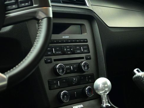 Used 2013 Ford Mustang GT Premium w/ GT Track Pkg image 9