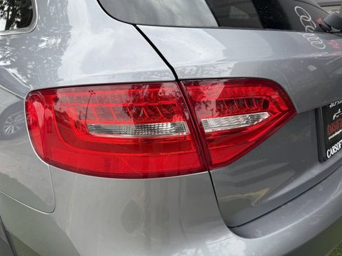 Used 2016 Audi A4 Premium image 11