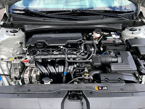 Used 2023 Hyundai Elantra SEL w/ Cargo Package image 35