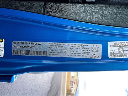 Used 2022 Jeep Wrangler Unlimited Sport w/ Uconnect 4C Nav & Sound Group image 33