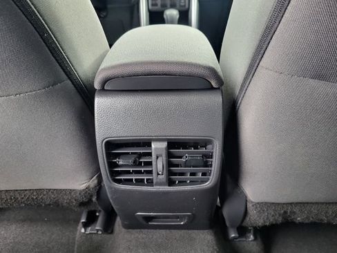 Used 2023 Toyota Corolla Cross LE image 14