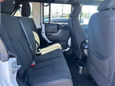 Used 2016 Jeep Wrangler Unlimited Sport w/ Quick Order Package 24S AWD/4WD image 37