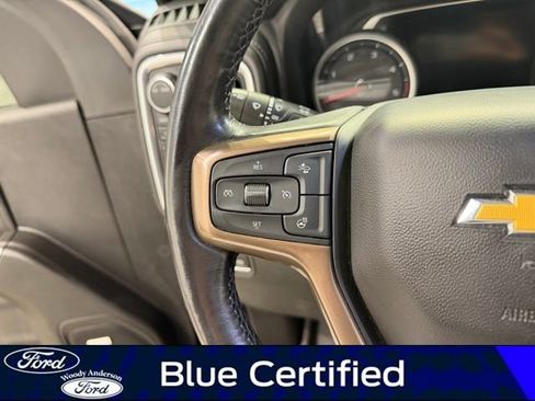 Used 2022 Chevrolet Silverado 2500 High Country w/ Z71 Off-Road Package image 11