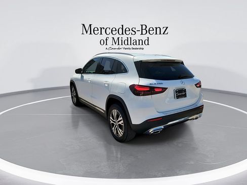 New 2026 Mercedes-Benz GLA 250 image 6