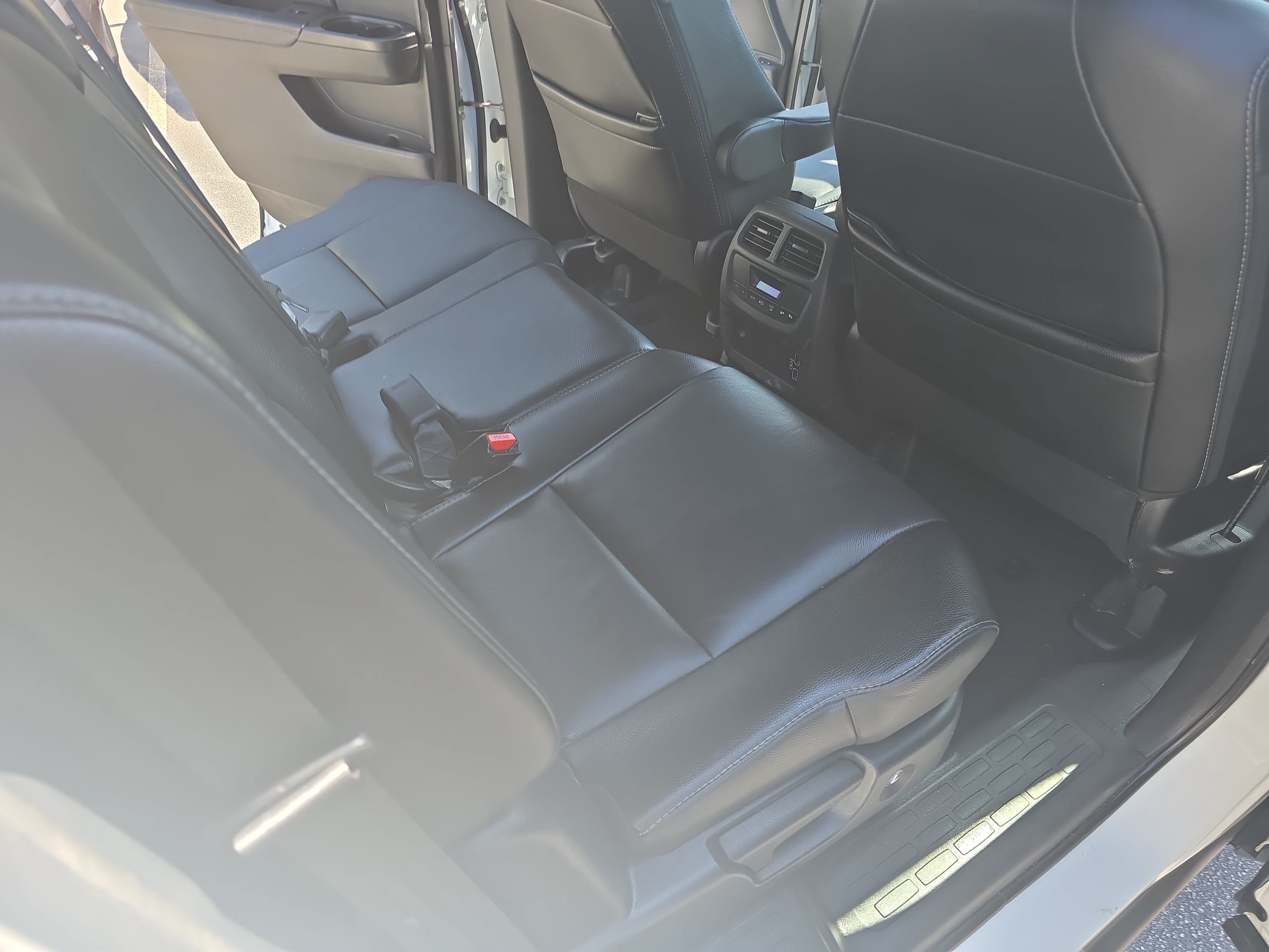 Used 2020 Honda Pilot EX-L image 11