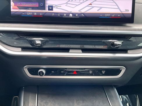 Used 2025 BMW X5 xDrive40i image 36