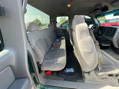 Used 1999 Chevrolet Silverado 2500 LS AWD/4WD image 12