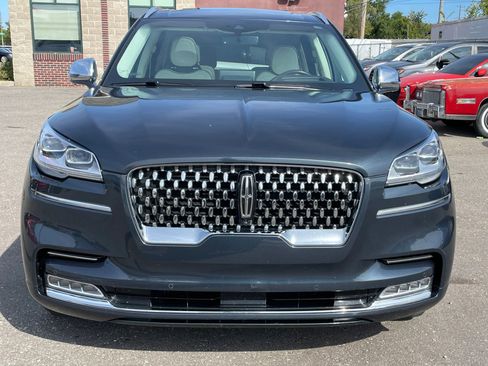 Used 2022 Lincoln Aviator Black Label w/ Dynamic Handling Package image 2