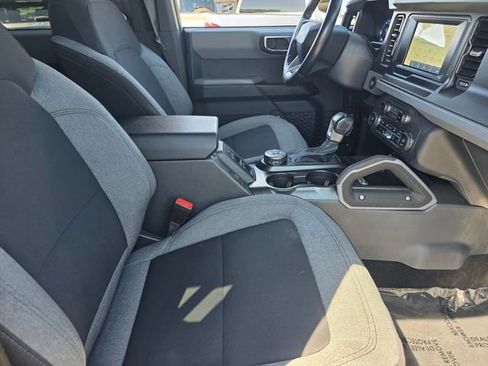 Used 2023 Ford Bronco Big Bend w/ Sasquatch Package image 15