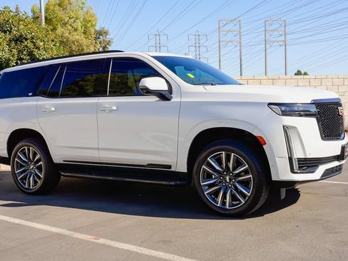 Used 2021 Cadillac Escalade Sport Platinum AWD/4WD image 6