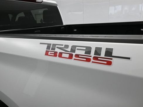 Used 2025 Chevrolet Silverado 1500 Custom Trail Boss AWD/4WD image 39