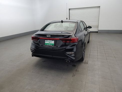 Used 2021 Kia Forte LXS FWD image 7