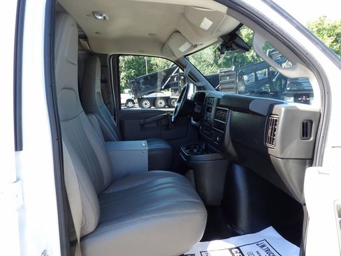 Used 2021 Chevrolet Express 2500 w/ Safety Package RWD image 36