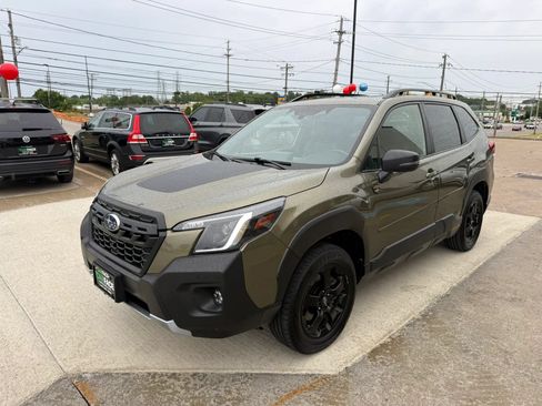 Used 2022 Subaru Forester Wilderness AWD/4WD image 5