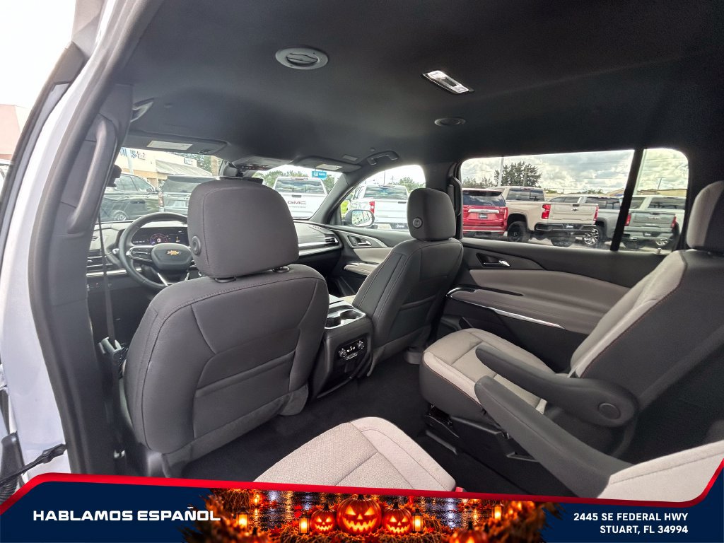 Used 2026 Chevrolet Traverse LT w/ Driver Confidence Package FWD image 15
