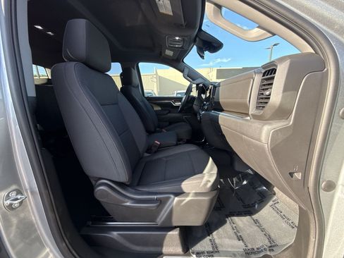 Used 2023 Chevrolet Silverado 1500 LT AWD/4WD image 26